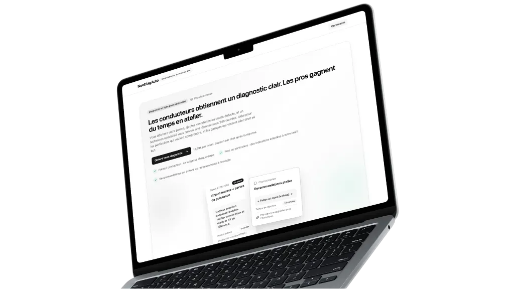 Application web métier présentée sur un ordinateur portable